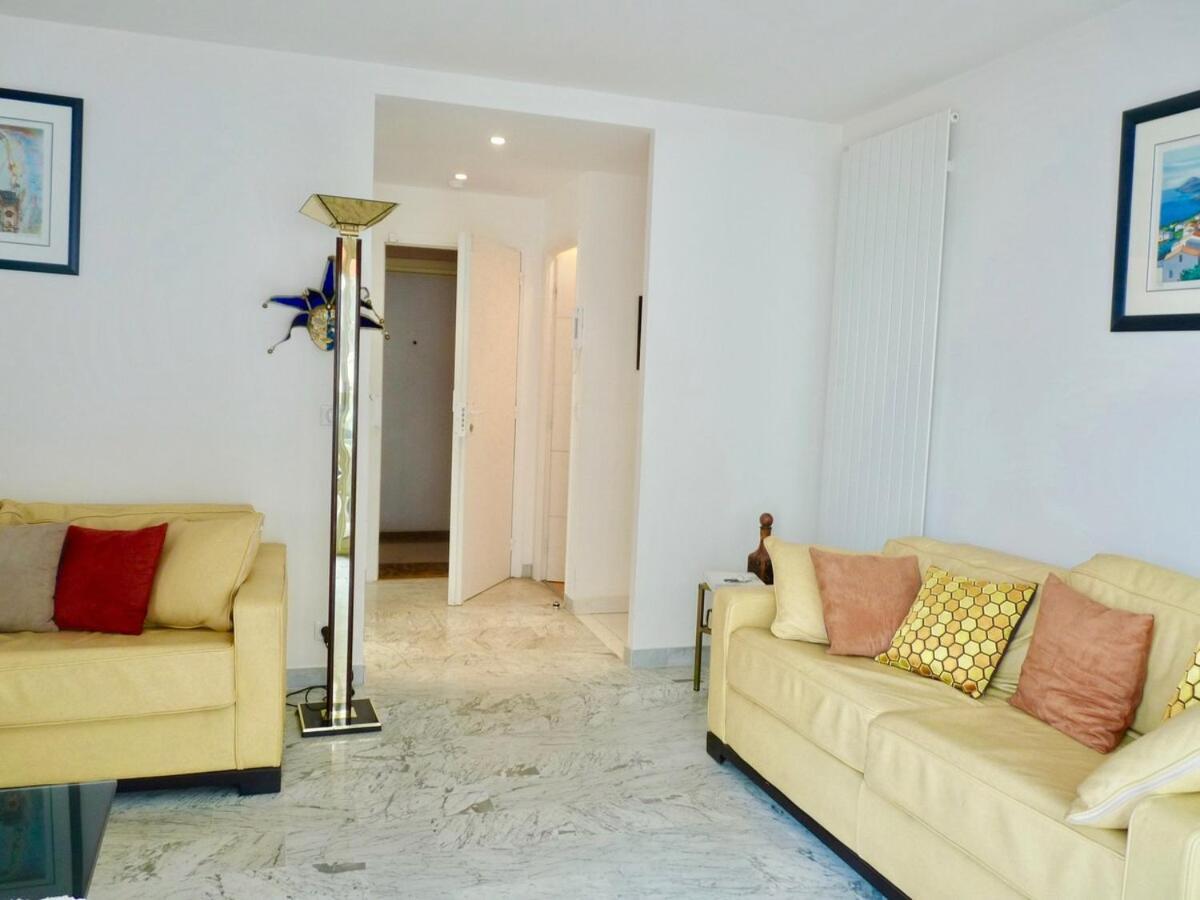 One Bedroom Apartment In The Center Of Cannes, Next To The Carlton, A Few Meters From The Croisette - 367 المظهر الخارجي الصورة