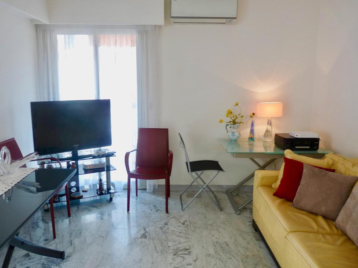 One Bedroom Apartment In The Center Of Cannes, Next To The Carlton, A Few Meters From The Croisette - 367 المظهر الخارجي الصورة